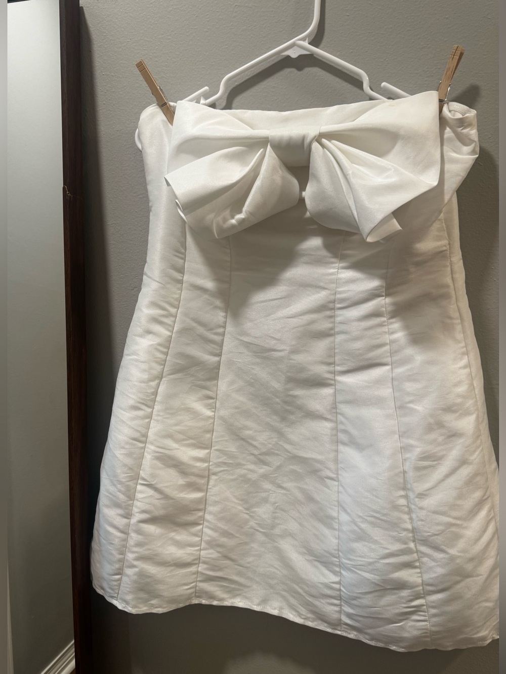 White Bow Strapless Dress